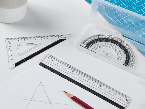 ESTUCHE DE GEOMETRÍA - INF 012